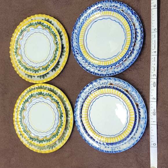 Carvalhinho Porto Handpainted Vintage Butter Pat Plates (set of 12) - Picture 10 of 16
